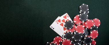 erek 99 mobile app interface showing slot games and live casino options